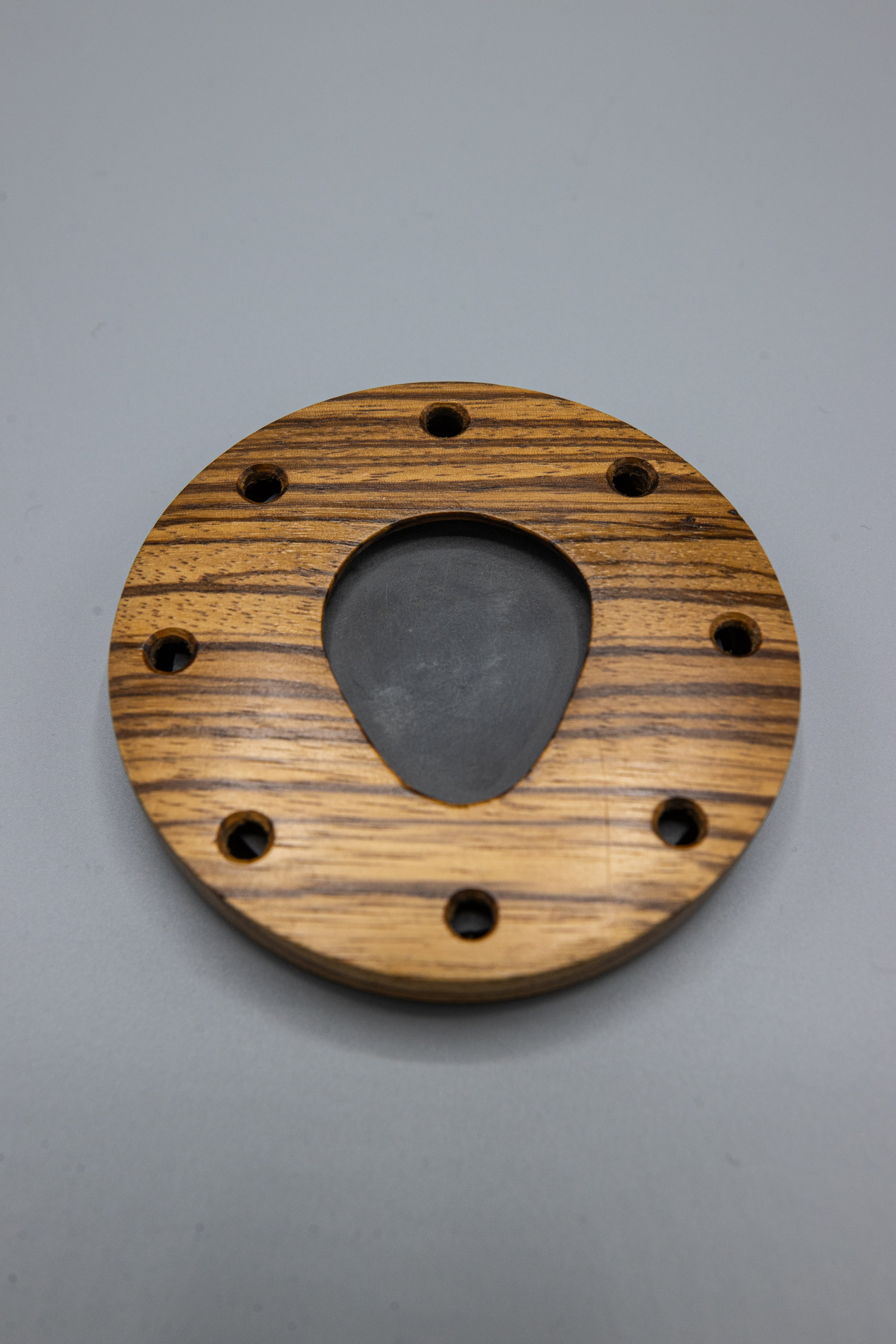 Frank Cox - Call No. 560