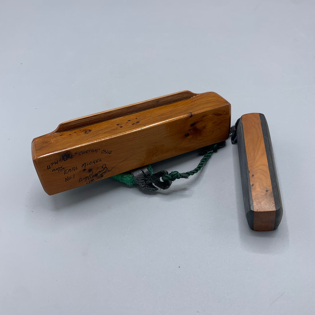 Eugene Upward - 2000 Alaska Yew Wood Scratch Box &amp; Slate Striker - Call No. 1050