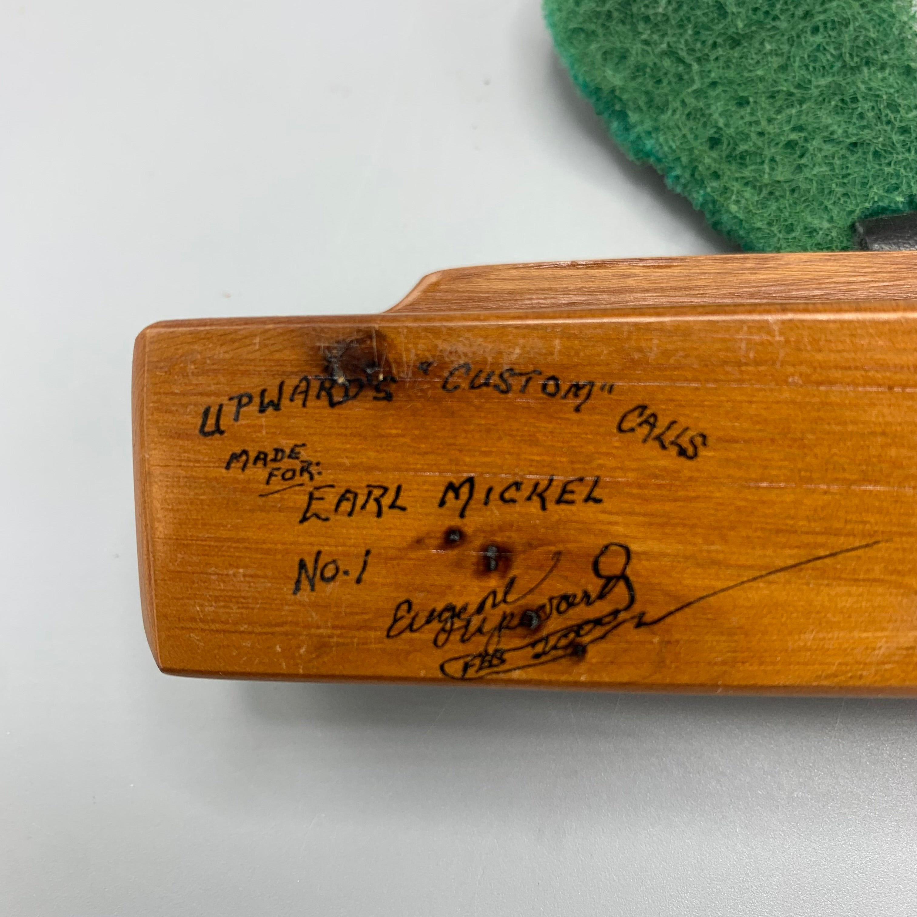 Eugene Upward - 2000 Alaska Yew Wood Scratch Box &amp; Slate Striker - Call No. 1050