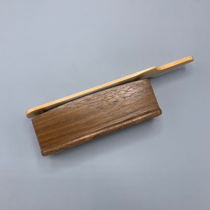 Doug Camp - 1992 Camp Callers Box Call - Call No. 1072